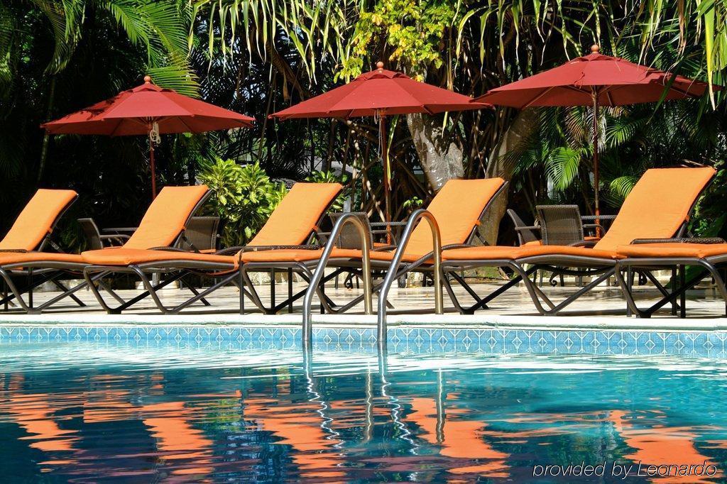 Settlers Beach Hotel Сент-Джеймс Удобства фото